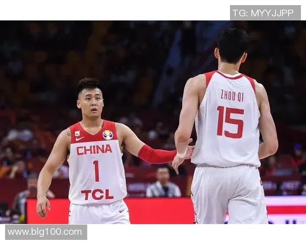 中国男篮对阵波兰的精彩较量与赛场背后的故事