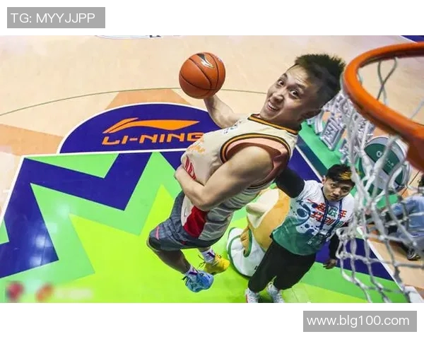 深入探讨篮球明星的成长历程与成就背后的故事与影响力